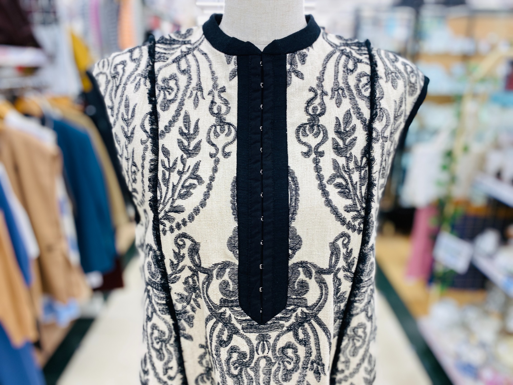 AMERI VINTAGE (アメリヴィンテージ) DAMASK EMBROIDERY LINEN