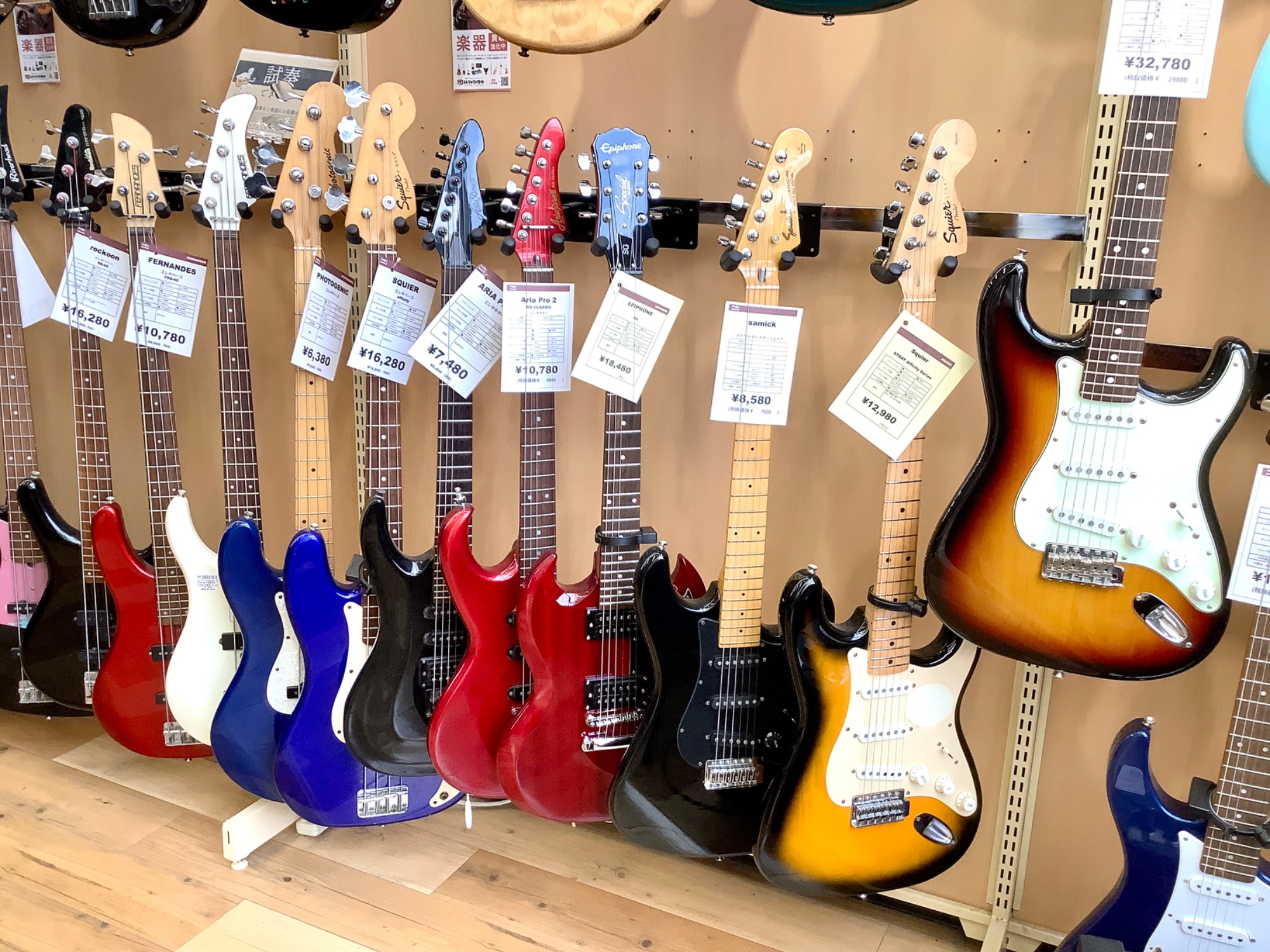 FENDER（フェンダー） アコースティックギター ALKALINE TRIO MALIBU