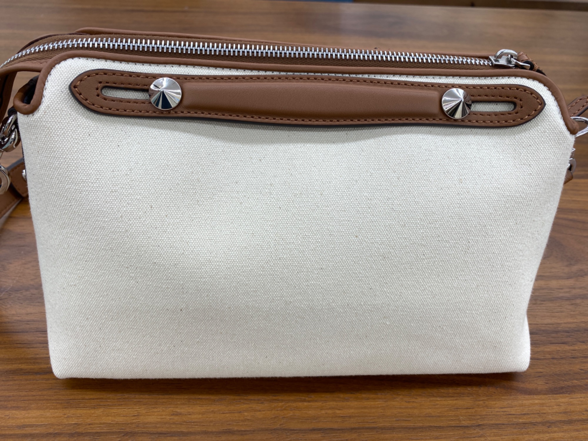 FENDI（フェンディ）バイザウェイ ミディアム 買取入荷致しました