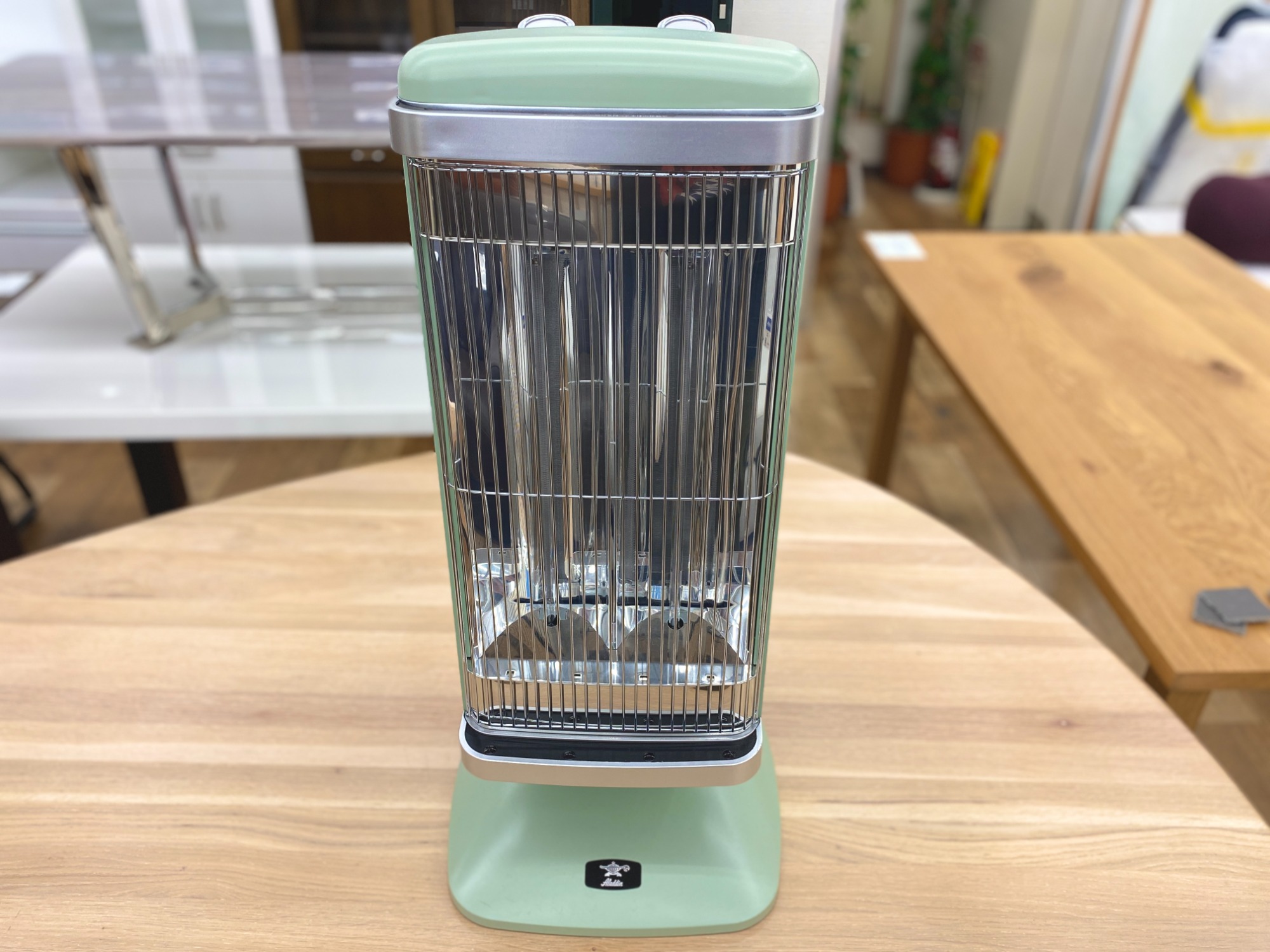 遠赤グラファイトヒーター Aladdin(アラジン) CAH-2G10A 買取入荷致し