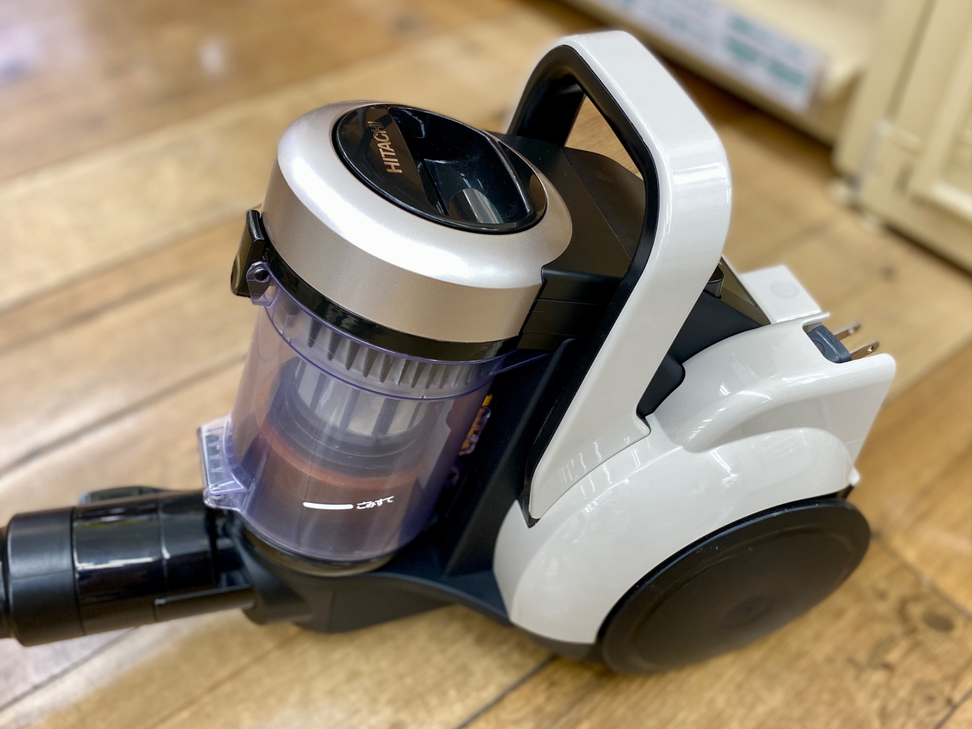 CV-S920-C サイクロン式クリーナー HITACHI アイボリー HITACHI(日立) 電気掃除機 サイクロン式 CV-S920が買取入荷致し