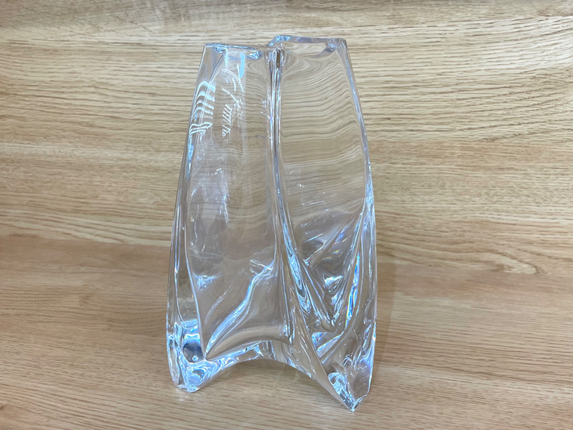 Baccarat(バカラ)フラワーベースが買取入荷いたしました