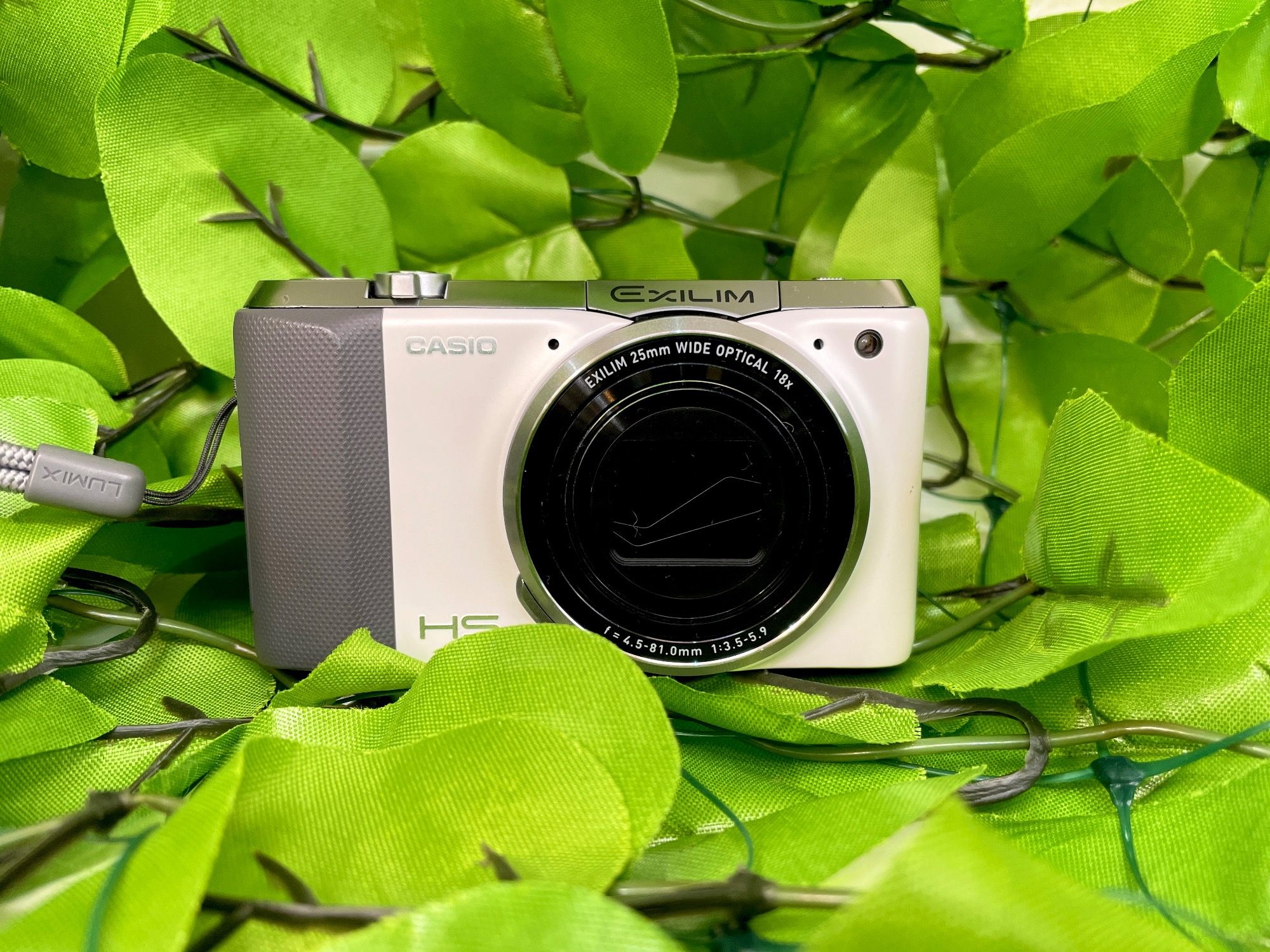 CASIO(カシオ) コンパクトデジタルカメラ HIGH SPEED EXILIM EX-ZR700