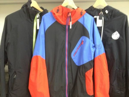 土屋鞄のBURTON