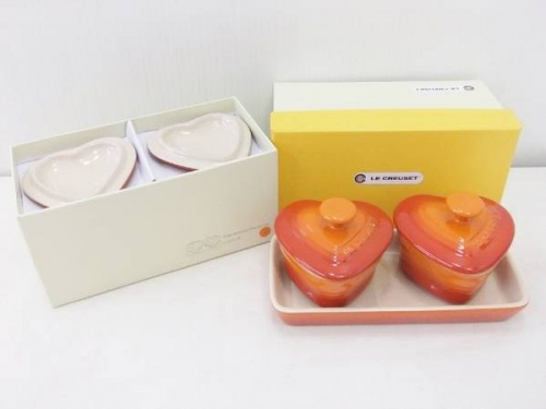 キッチン雑貨の圧力鍋