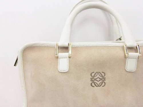 バッグのロエベ（LOEWE）