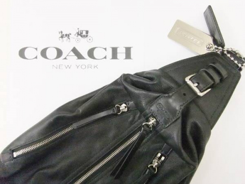 バッグのHUNTING WORLD