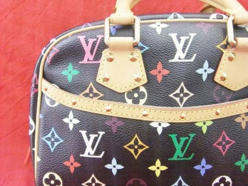 ブランド・ラグジュアリーのルイヴィトン（LOUIS VUITTON）