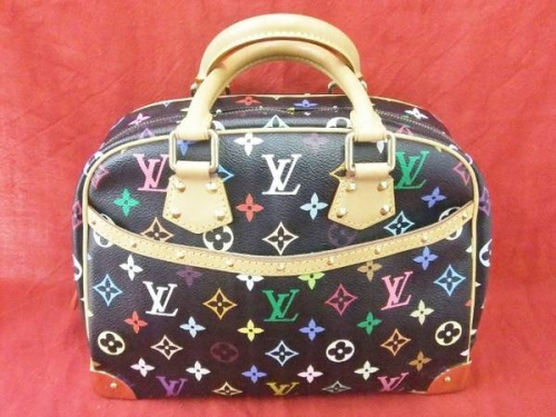 ルイヴィトン（LOUIS VUITTON）のカフス