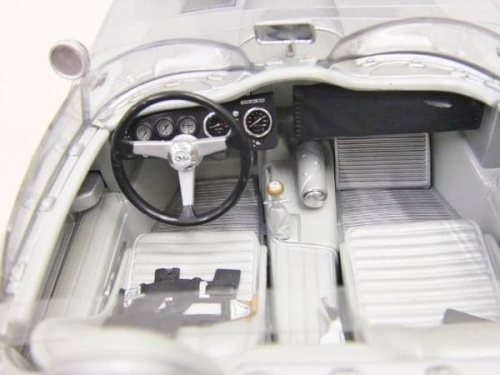 楽器・ホビー雑貨のAUTOart