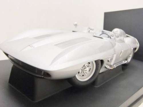 AUTOartのモデルカー