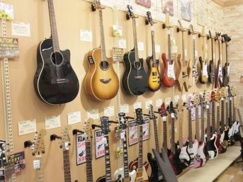 STAFFORD WINDの打楽器