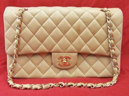 バッグのCHANEL