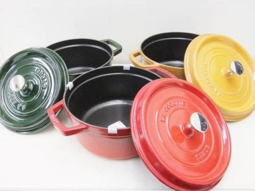 テーブルウェアのSTAUB