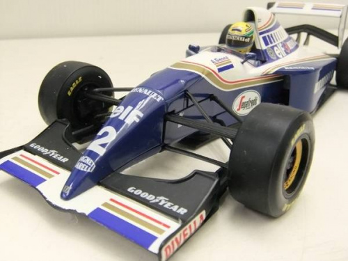楽器・ホビー雑貨のMINICHAMP