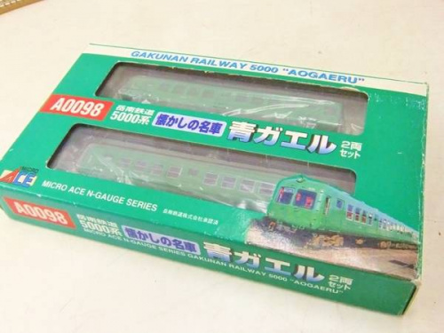 Nゲージの電車