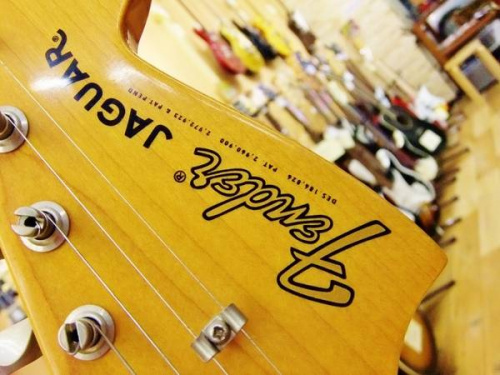 エレキギターのFENDER