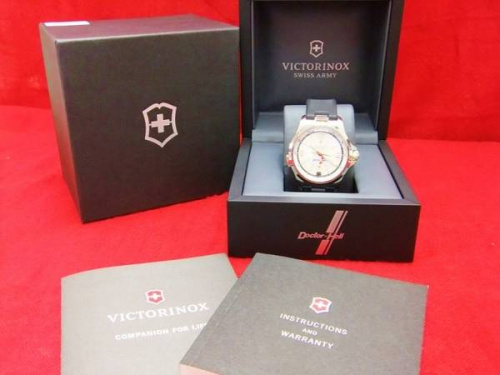腕時計のビクトリノックス（VICTORINOX）