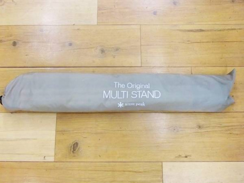 キャンプ用品のマルチスタンド