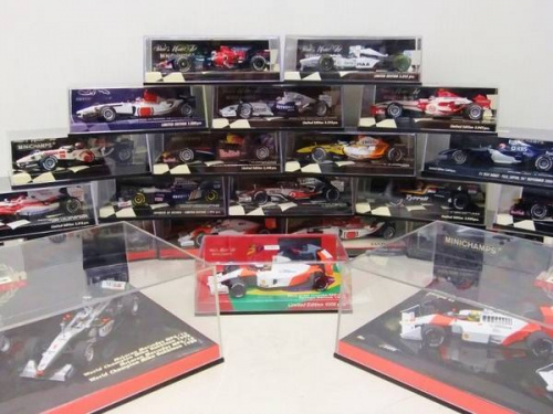 モデルカーのMINICHAMPS