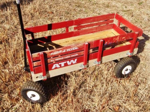 RADIO FLYER
