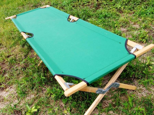 スポーツ・アウトドアのコット