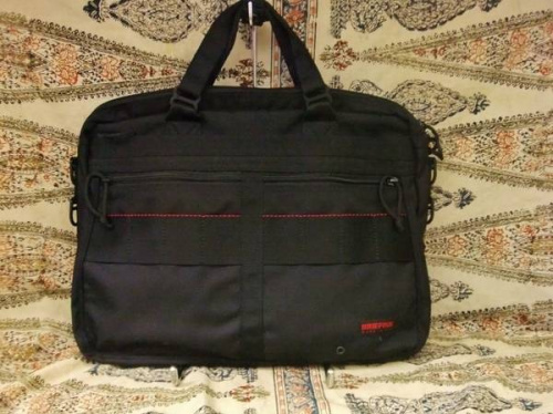 ビジネスアイテムのBRIEFING　ブリーフィング