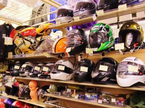 ヘルメットのarai