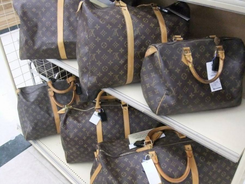 バッグのルイヴィトン（LOUIS VUITTON）