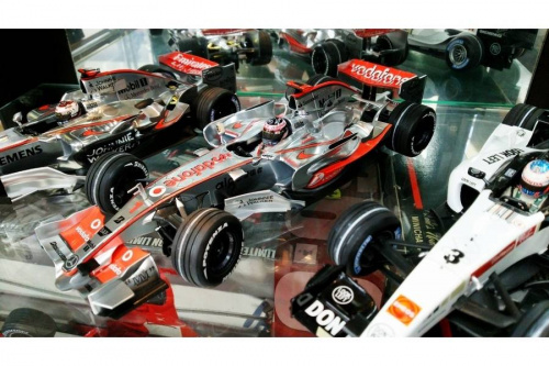 MINICHAMPSのミニカー