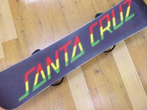スノーボードのSANTA CRUZ(サンタクルーズ)