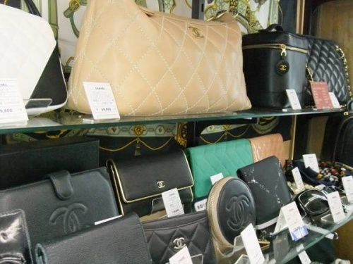 ルイヴィトンのトレファク　大和