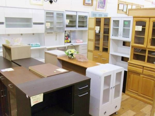 テーブルのチェアー