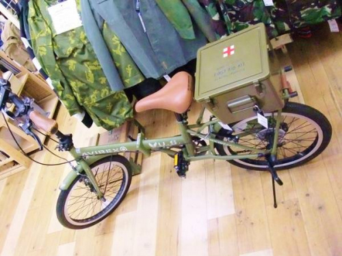 自転車のAVIREX(アヴィレックス)