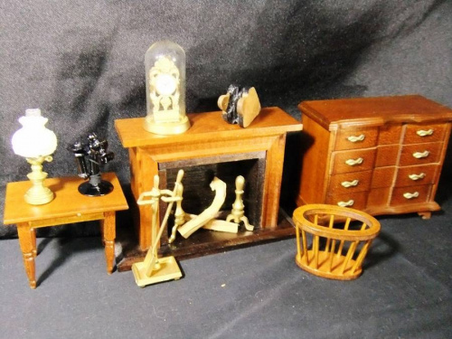 ドールのミニチュア