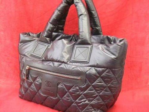 バッグのCHANEL