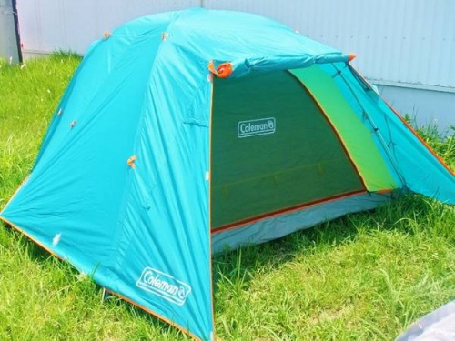 アウトドアのキャンプ用品