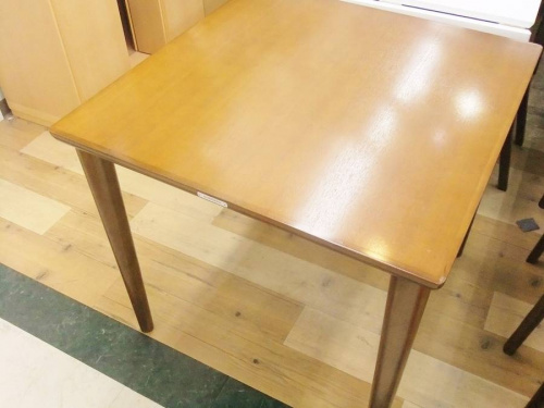 家具・インテリアのカリモク60