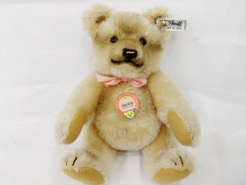 ぬいぐるみのSteiff