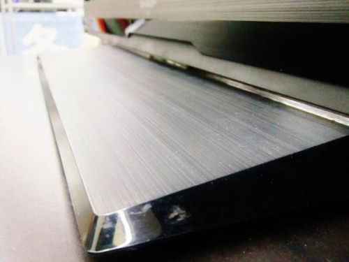 液晶テレビのSHARP