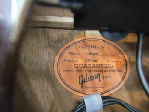 GIBSON ギブソンの1963 J-45