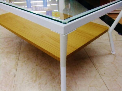 テーブルのラリー