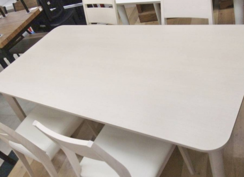 家具のダイニングセット