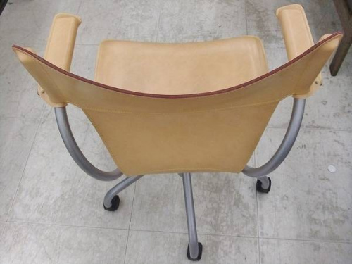 karimokuのデスクチェア