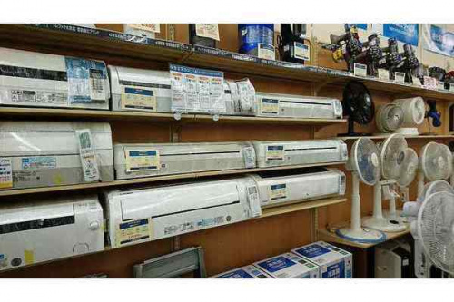 エアコンの扇風機　