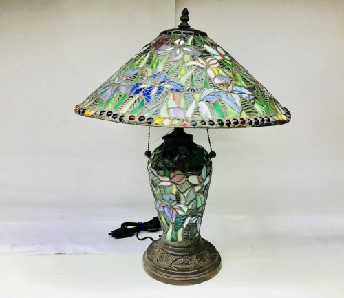 インテリアのスタンドライト