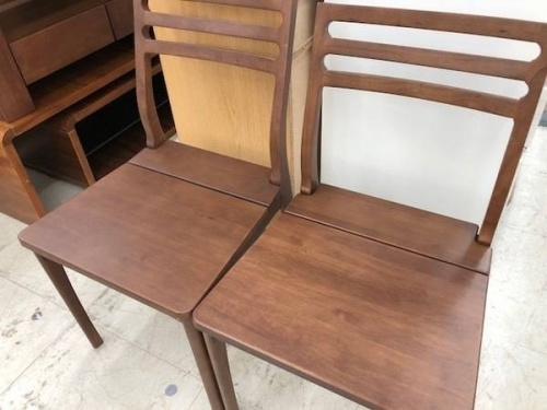 ダイニングセットの大和家具