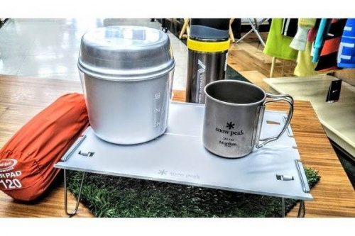 アウトドア用品のSNOWPEAK