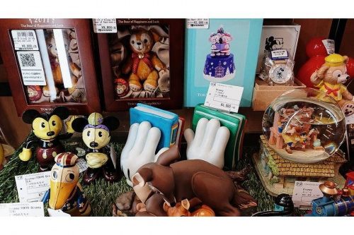 おもちゃのディズニー グッズ 大和