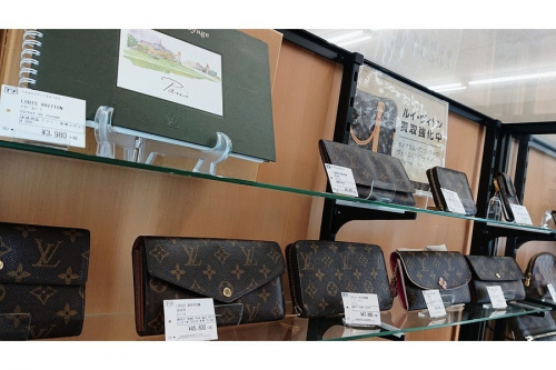 財布のルイヴィトン（LOUIS VUITTON）